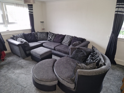 3 bedroom flat looking for a 4/5 bedroom house