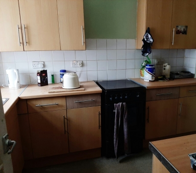 3 bedroom semi terrace house Abbey wood