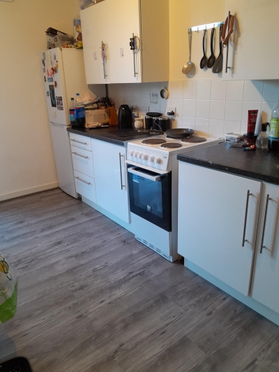 IN URGENT NEED OF A 3 OR 4 BEDROOM. G52 AREAS council house exchange photo
