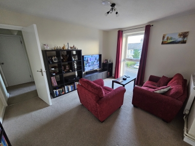 1 bedroom flat  council house exchange photo