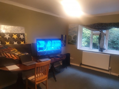 2 Bed  2nd floor flat maisonete 