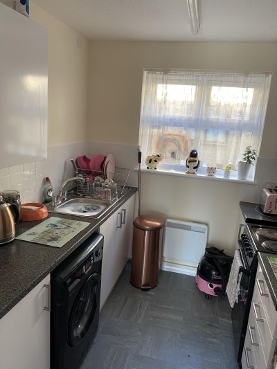 Large 1 bed house