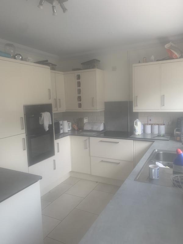 3 bedroom house In Grangetown Wants 3 bedroom house In Leckwith
