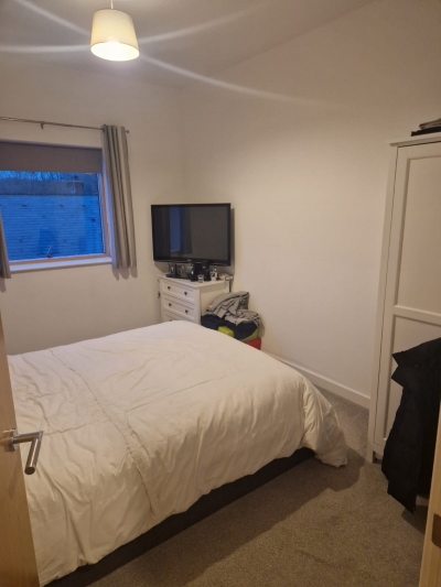 2 Bedroom flat house exchange photo