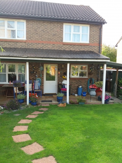 2 Bedroom house, wants 1 bedroom flat with lift/not ground floor