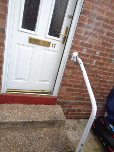 1 bedroomed flat ground floor own entrance 