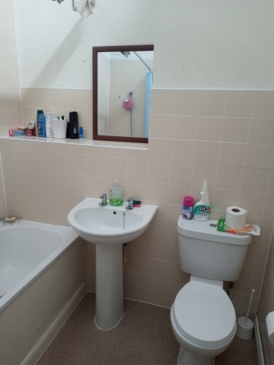 Downsize 2 bedroom. mutual exchange photo