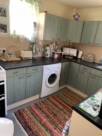 2 Bed Ground Floor Flat with Own Gardens mutual exchange photo
