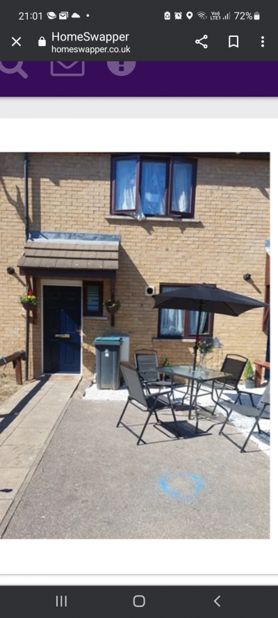 2 bedroom house looks for 3 or 4 bed North London or North West  mutual exchange photo