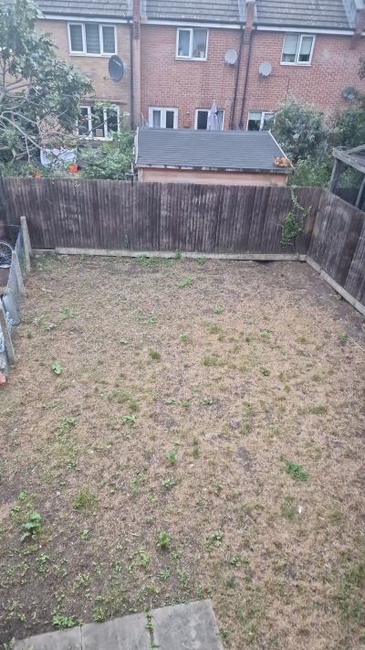 4 bed house looking for 3 bed house