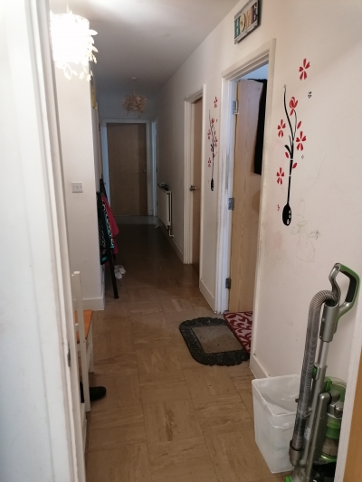 3 bedroom flat to swap in London Bromley-by Bow council house exchange photo