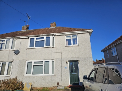 Large 3 bed with dining room   photo