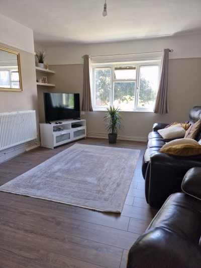 3 bedroom Hornsey flat